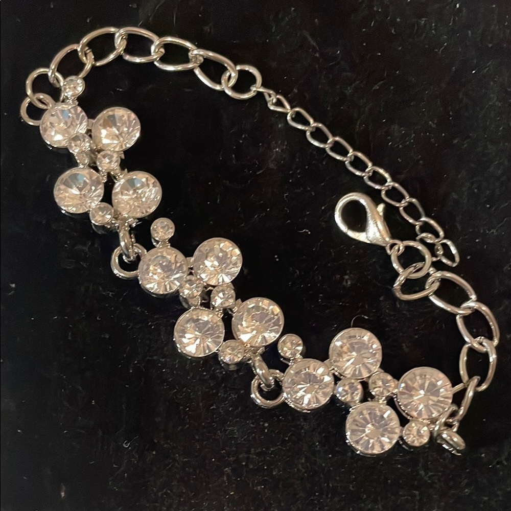 Eye Catching Silver Crystal Bracelet